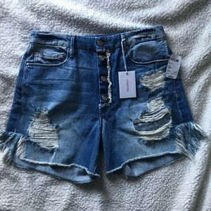 NWT Good American high waist denim boyfriend shorts 4/27